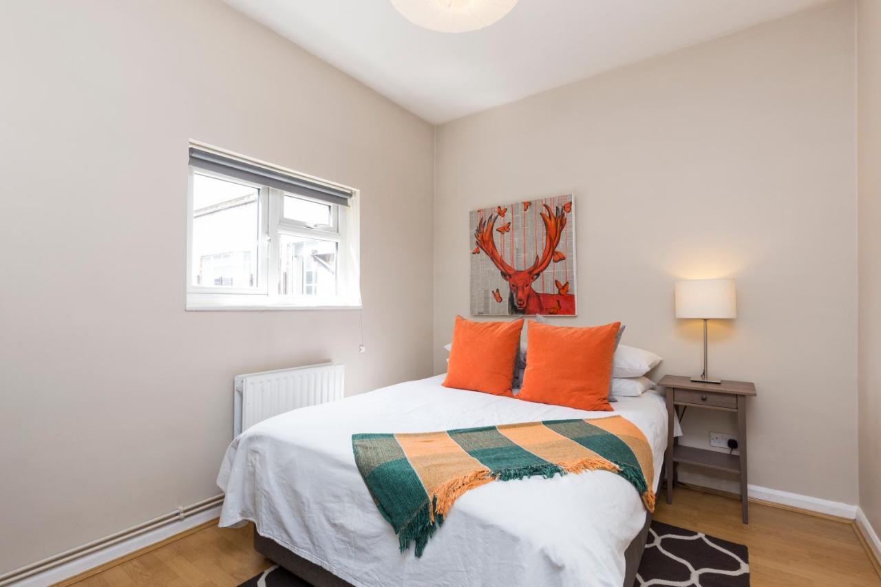 Modernised Apartments 1 And 2 Bedrooms Option Terrace And Balcony High Street Londres Exterior foto