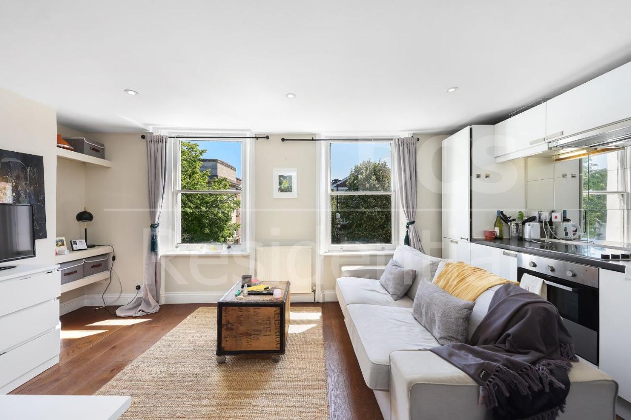 Modernised Apartments 1 And 2 Bedrooms Option Terrace And Balcony High Street Londres Exterior foto