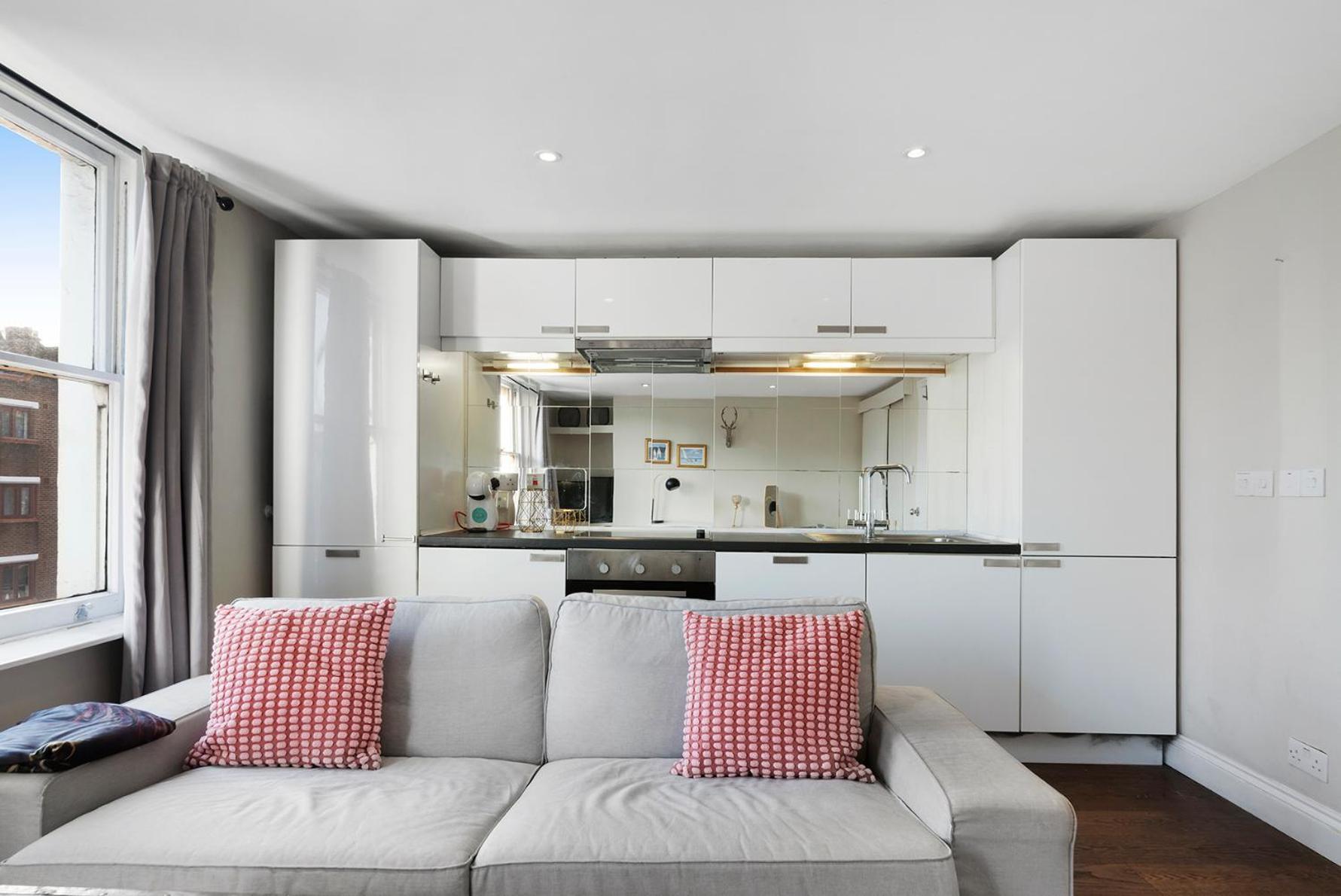 Modernised Apartments 1 And 2 Bedrooms Option Terrace And Balcony High Street Londres Exterior foto