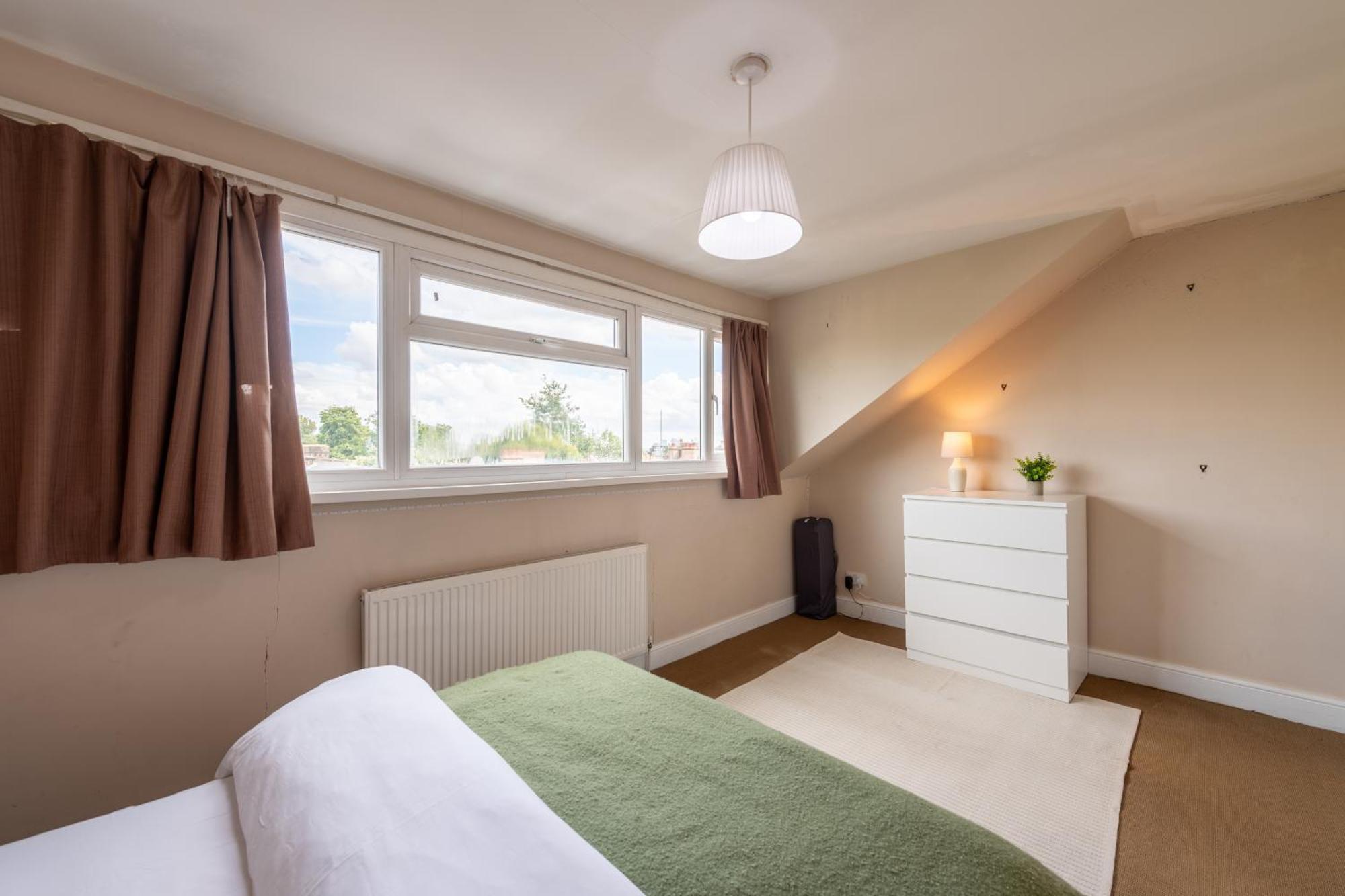 Modernised Apartments 1 And 2 Bedrooms Option Terrace And Balcony High Street Londres Exterior foto