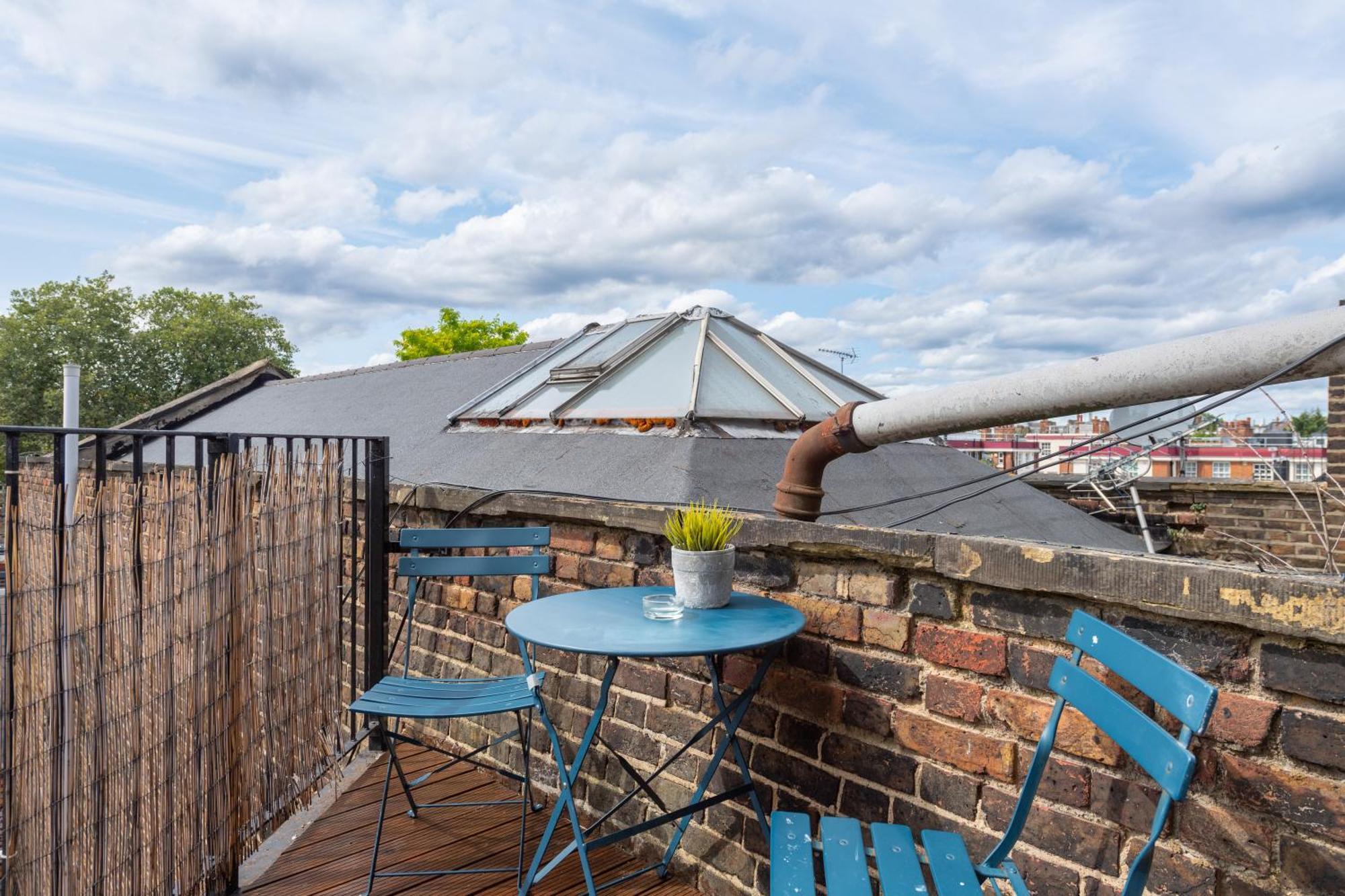 Modernised Apartments 1 And 2 Bedrooms Option Terrace And Balcony High Street Londres Exterior foto